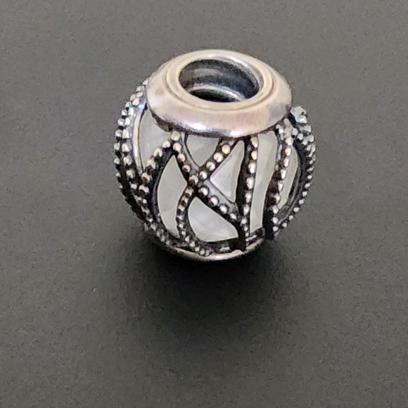 Pandora Intertwining Radiance Charm with Clear Zirconia - Picture 7 of 8